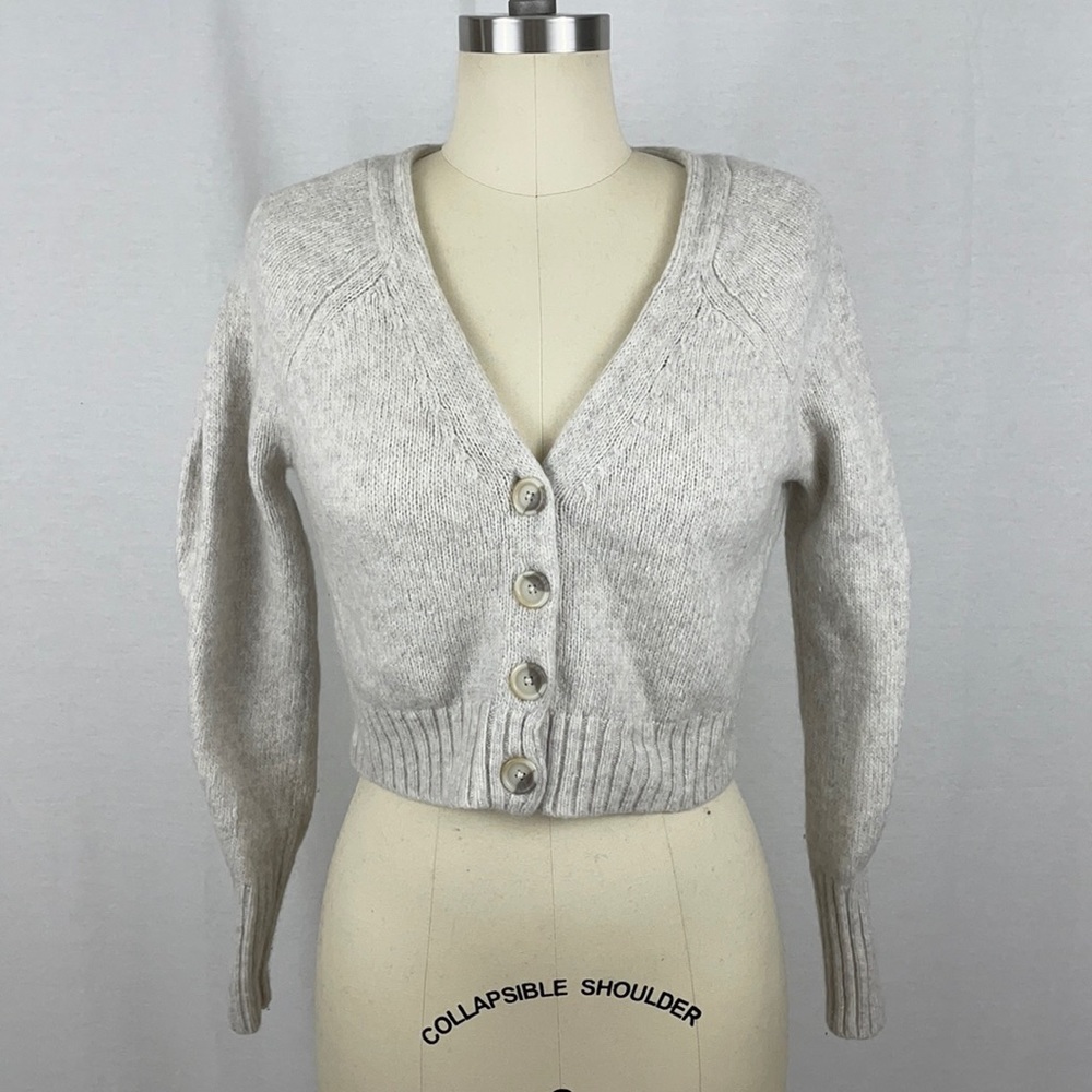 Aritzia Wilfred Grey Cropped Button Down Sweater